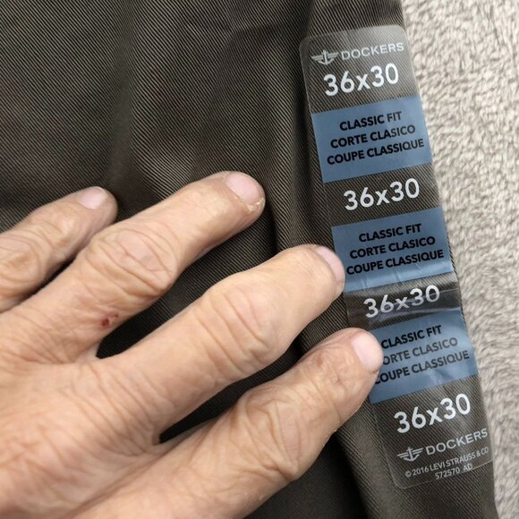NWT Dockers Mens Pants Size 36x30 Easy Khaki Classic Fit Straight Leg Workwear - Picture 11 of 13